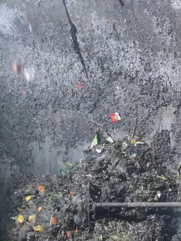 北票污水池清理